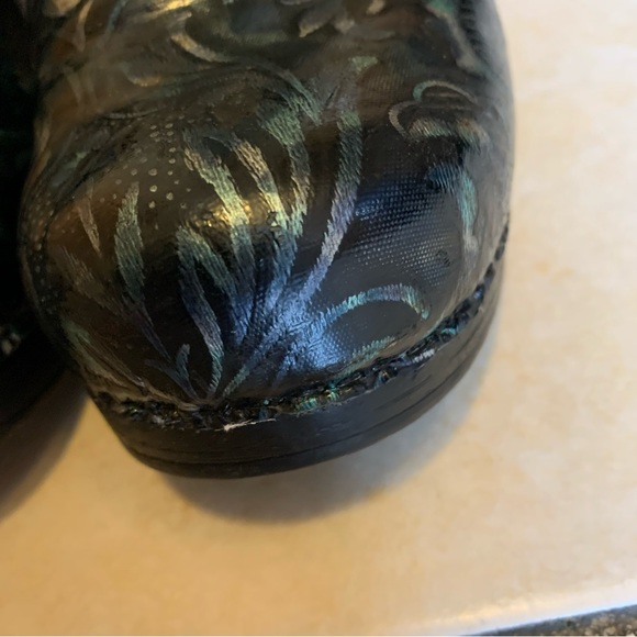 Dansko Professional Clogs EUC - Picture 6 of 9